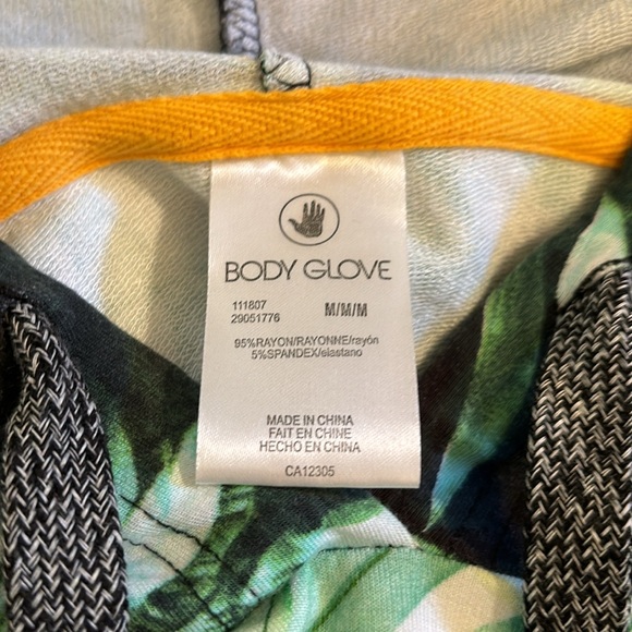 Bodyglove hoodie - Picture 7 of 8